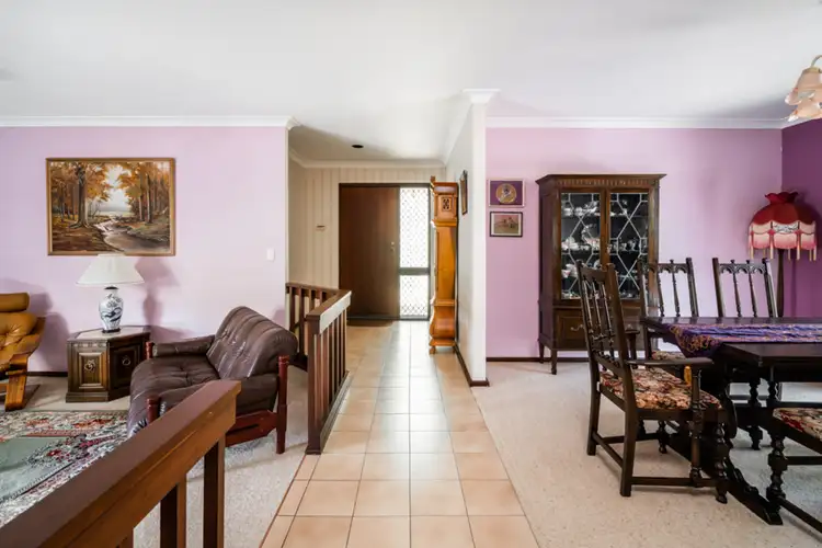Fifth view of Homely house listing, 6 Topaz Court, Mount Richon WA 6112