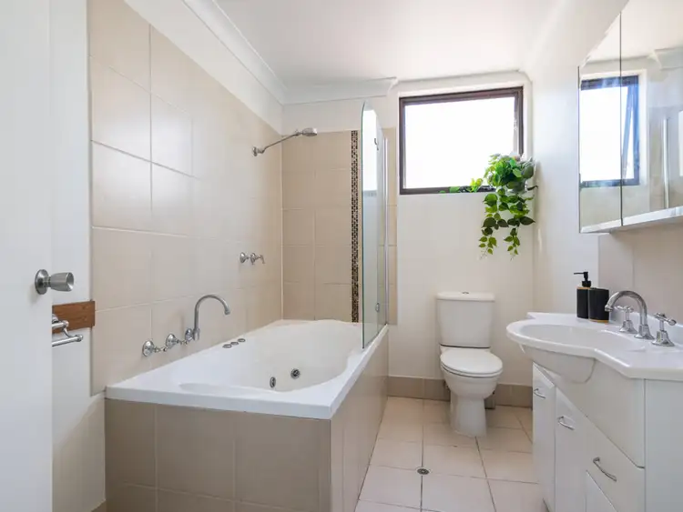 Seventh view of Homely townhouse listing, 9/519 Margaret Place, Lavington NSW 2641