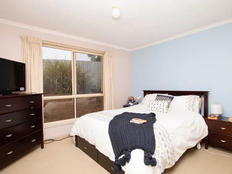 Sixth view of Homely house listing, 2/10 Cordina Court, Warrnambool VIC 3280