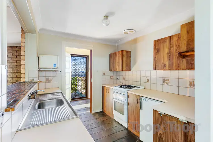 Fourth view of Homely house listing, 10 Ivy Street, Huntfield Heights SA 5163