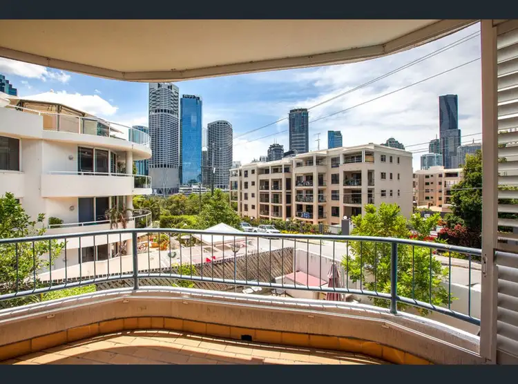 Second view of Homely apartment listing, 5/2 Bright Street, Kangaroo Point QLD 4169