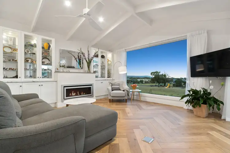 15A Alexander Avenue, Mornington VIC 3931