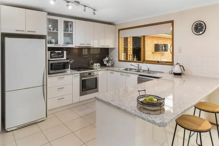 8 Broxbourne Brae, Mornington VIC 3931
