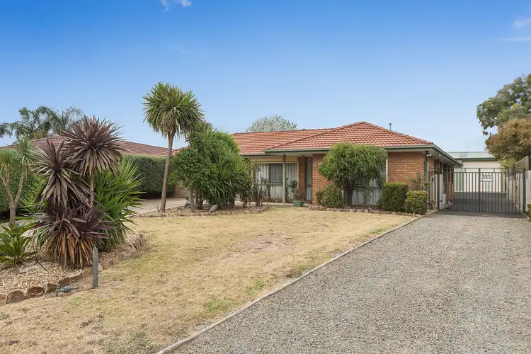 Sixth view of Homely house listing, 8 Broxbourne Brae, Mornington VIC 3931