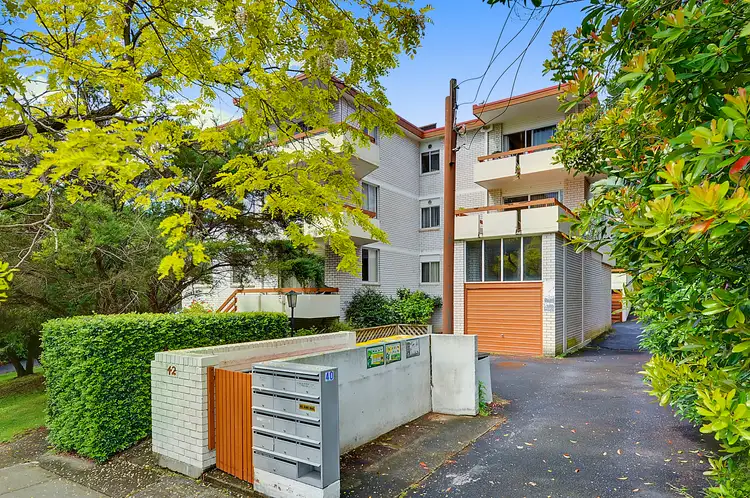 8/42 Burdett Street, Hornsby NSW 2077