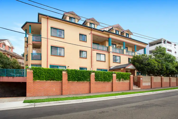 9/15 Carilla Street, Burwood NSW 2134