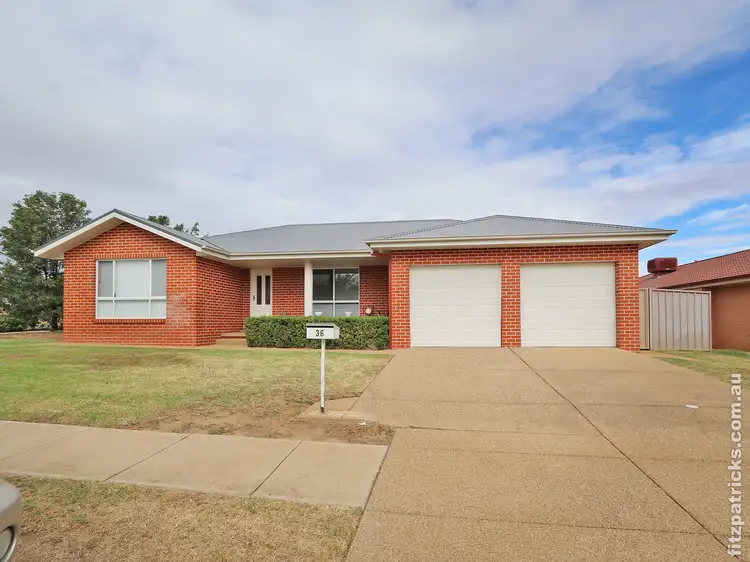 36 Hargrave Avenue, Lloyd NSW 2650