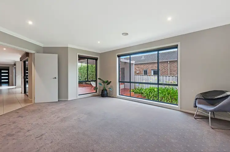 Sixth view of Homely house listing, 2 Matthews Court, Warrnambool VIC 3280