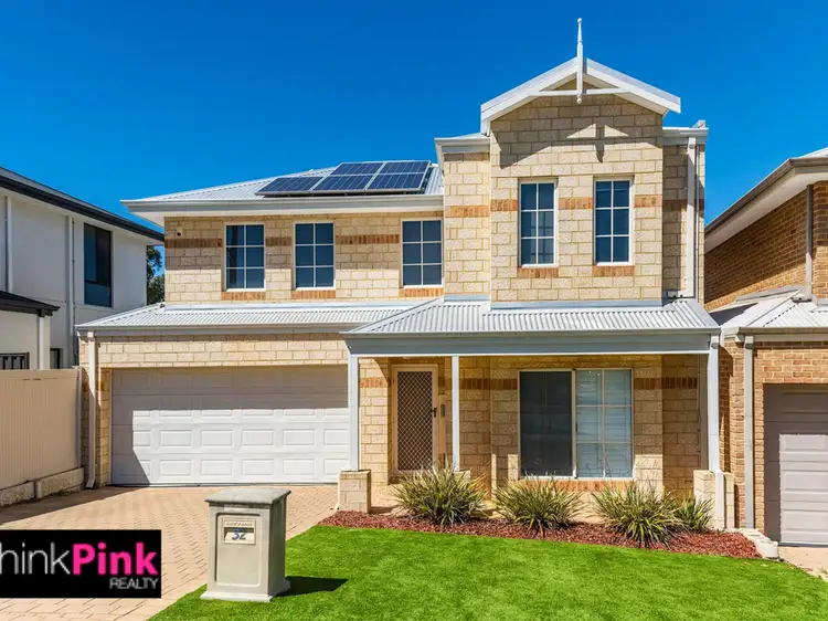 32 McGlinn Way, Cloverdale WA 6105