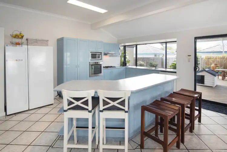 Second view of Homely house listing, 18 Kingfisher Boulevard, Broadwater WA 6280