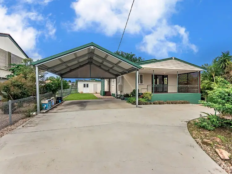 11 Selwyn Street, North Booval QLD 4304