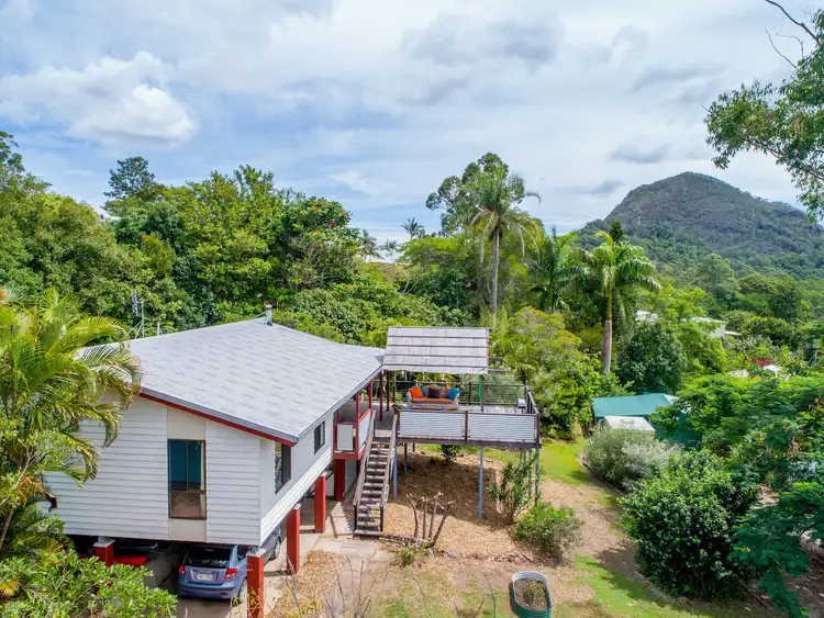 18 Charles Street, Cooran QLD 4569