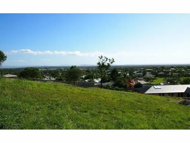 5 Foale Court, Kawana QLD 4701