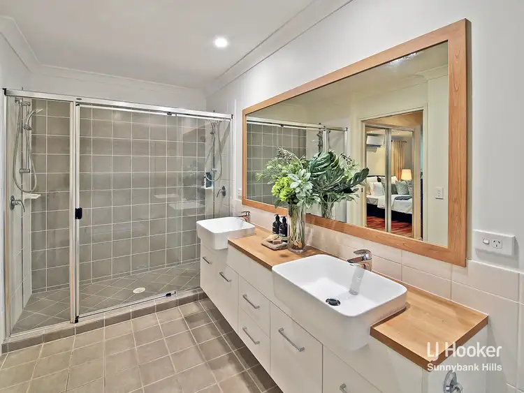 Fifth view of Homely house listing, 3 Ruby Close, Eight Mile Plains QLD 4113