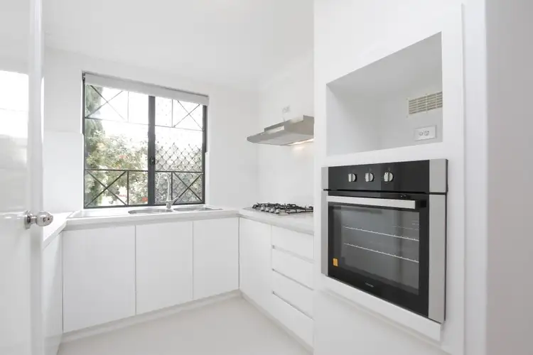 5/7 Gochean Avenue, Bentley WA 6102