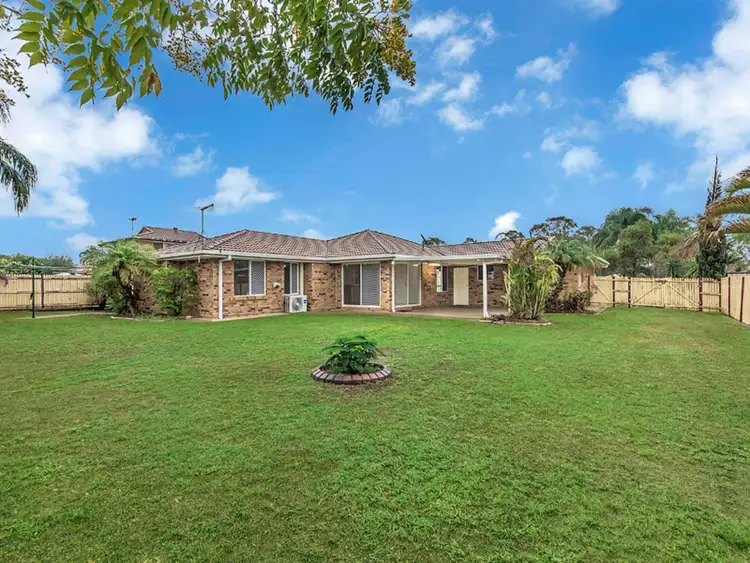 Third view of Homely house listing, 5 Derby Court, Yamanto QLD 4305