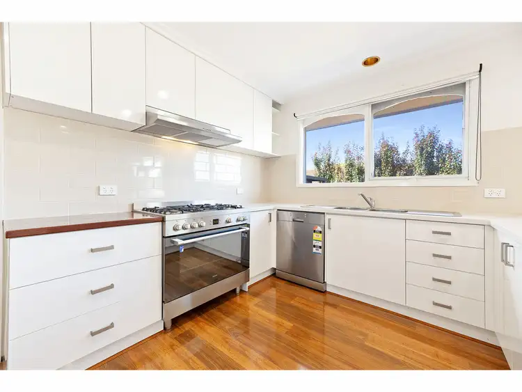 Sixth view of Homely house listing, 7 Waratah Drive, Warragul VIC 3820