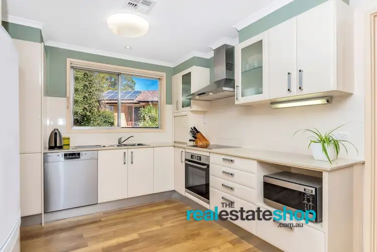 4 Dale Circuit, Kambah ACT 2902