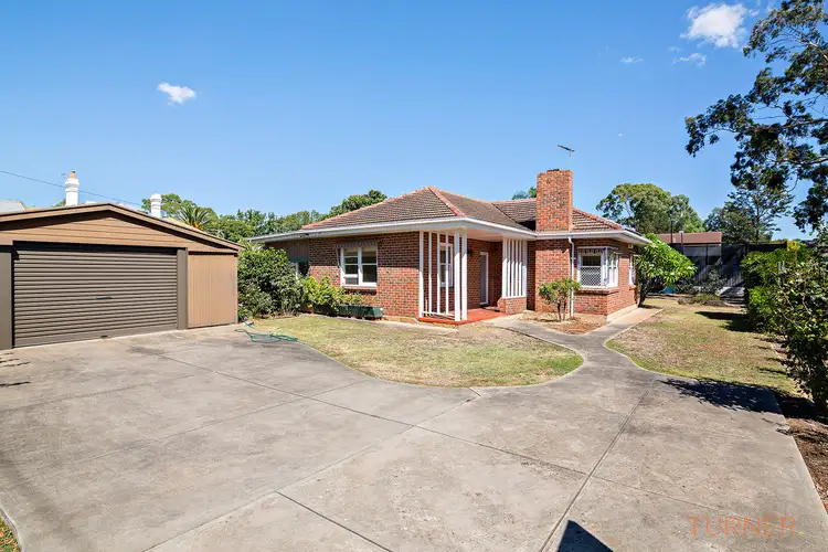 6 Harrow Tce, Kingswood SA 5062