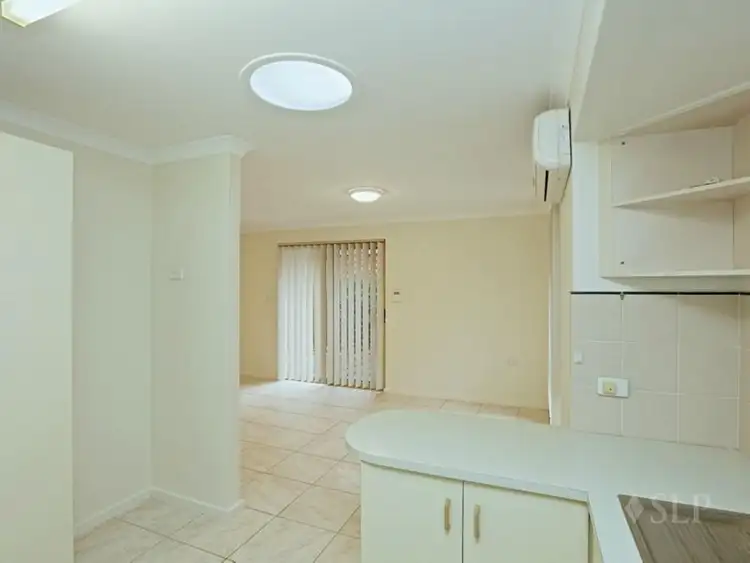 Fifth view of Homely villa listing, 4/3 Tipuana  Green, O'connor WA 6163