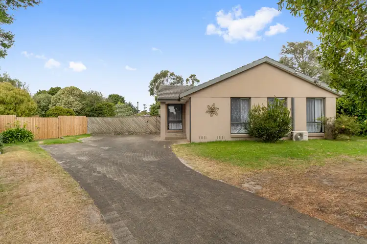 6 Lancaster Court, Somerville VIC 3912
