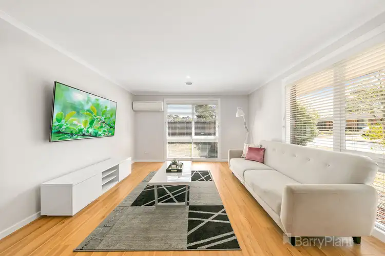 Fifth view of Homely house listing, 1 Carney Court, Pakenham VIC 3810