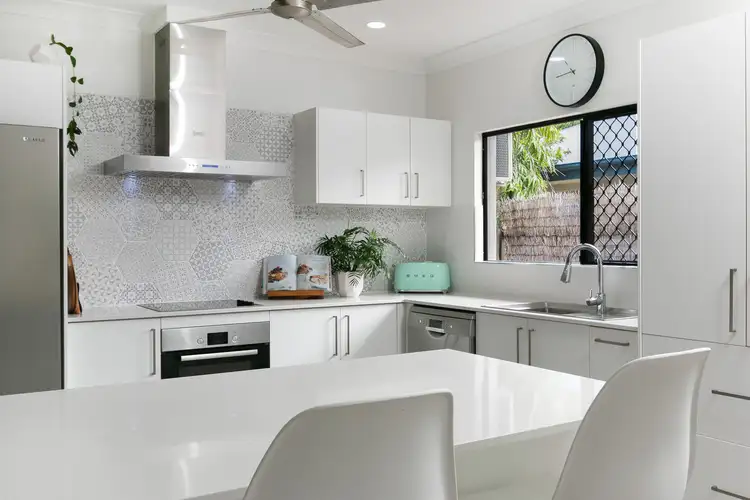 8 Monterey Street, Kewarra Beach QLD 4879