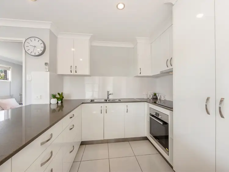 Fourth view of Homely townhouse listing, 2/22 Denman Street, Leichhardt QLD 4305