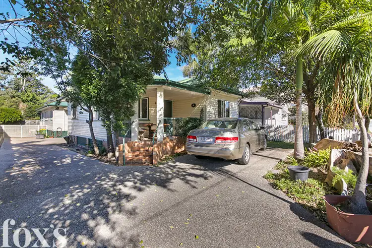 1/42 Robert Street, Labrador QLD 4215