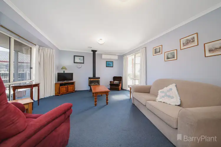 Fourth view of Homely house listing, 3 Gus Court, Pakenham VIC 3810