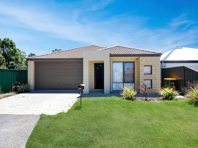 8 Fennell Crescent, Wattle Grove WA 6107