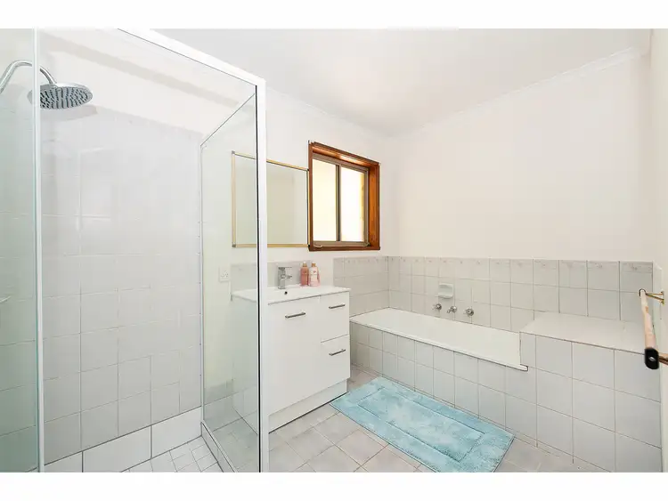 Seventh view of Homely unit listing, 2/1-5 La Fontaine Avenue, Lavington NSW 2641