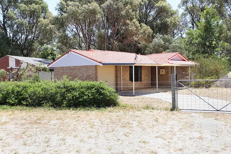 16 Fairway Terrace, Preston Beach WA 6215