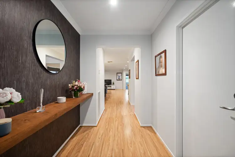 Third view of Homely house listing, 5 Heilmann Place, Wodonga VIC 3690