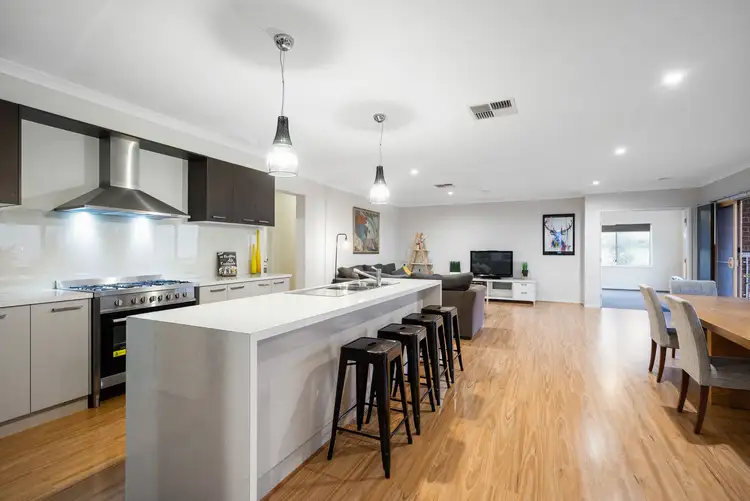 Fourth view of Homely house listing, 5 Heilmann Place, Wodonga VIC 3690