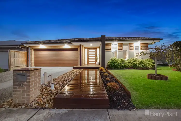 13 Goldsborough Drive, Officer VIC 3809