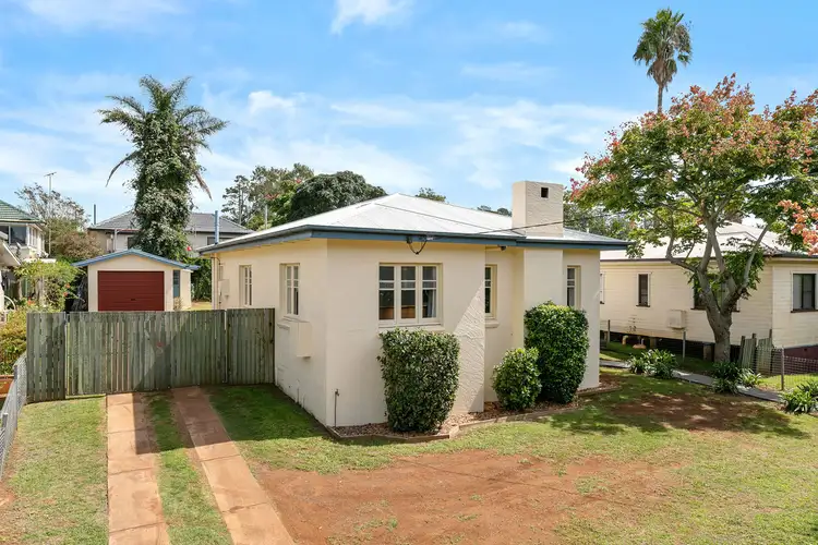 263 West Street, Harristown QLD 4350