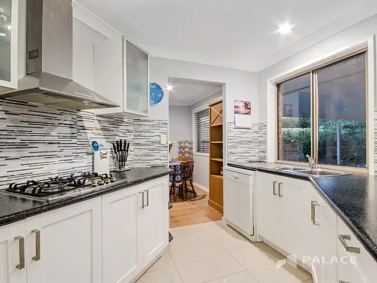16 Bundoora Drive, Karana Downs QLD 4306