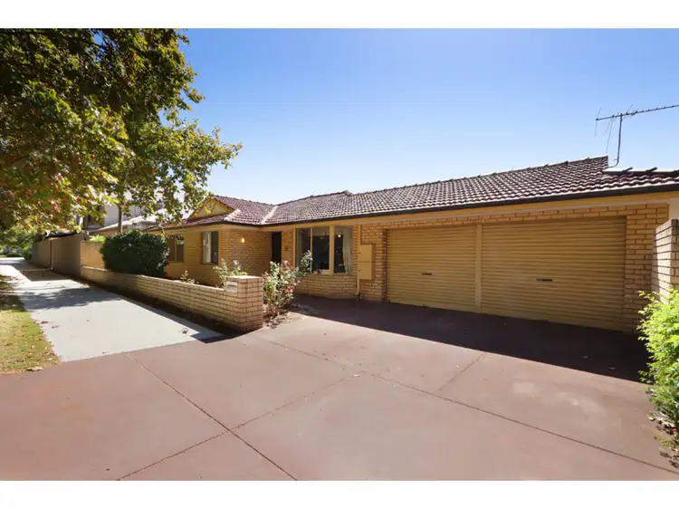 18 Kishorn Road, Applecross WA 6153