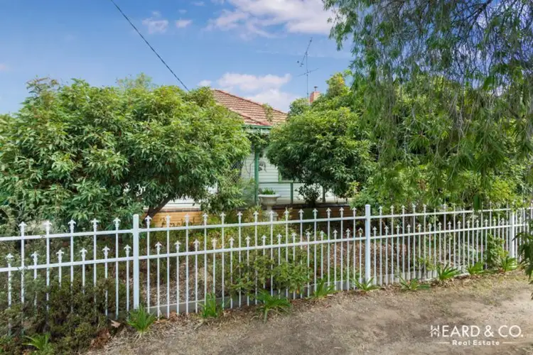 10 Wireless Street, Kangaroo Flat VIC 3555