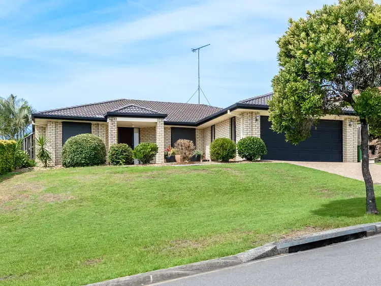 12 Hatutu Street, Pacific Pines QLD 4211