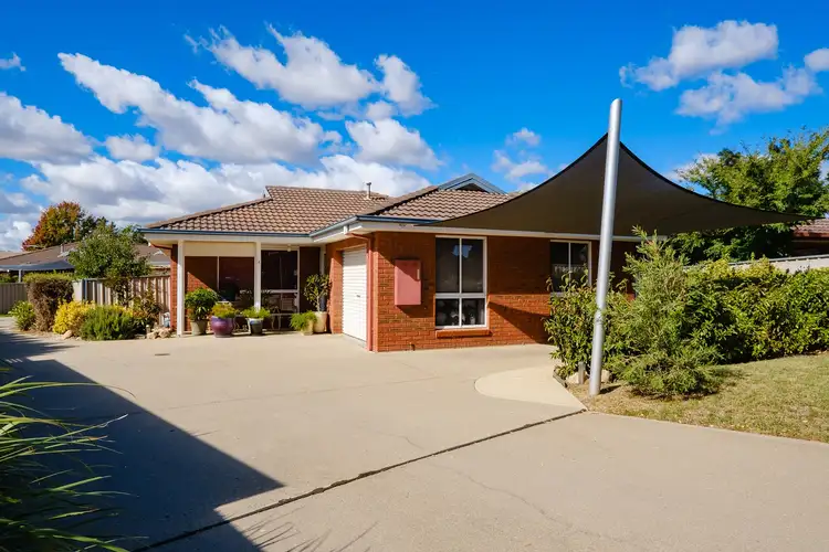 Main view of Homely unit listing, 1/13 Kyle Court, Wodonga VIC 3690