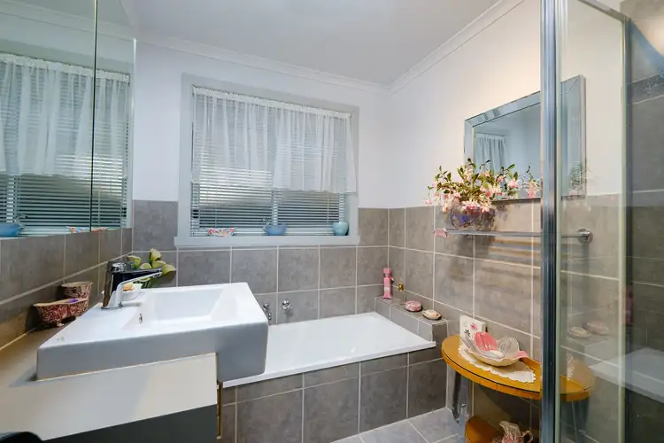 Sixth view of Homely unit listing, 1/13 Kyle Court, Wodonga VIC 3690