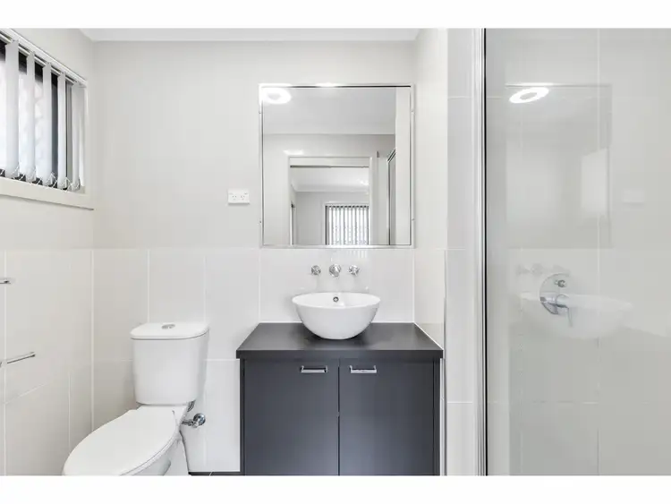 Fifth view of Homely house listing, 2/249 Mason Street, Koongal QLD 4701
