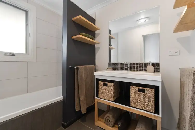 Second view of Homely unit listing, 7/190 Karingal Drive, Frankston VIC 3199