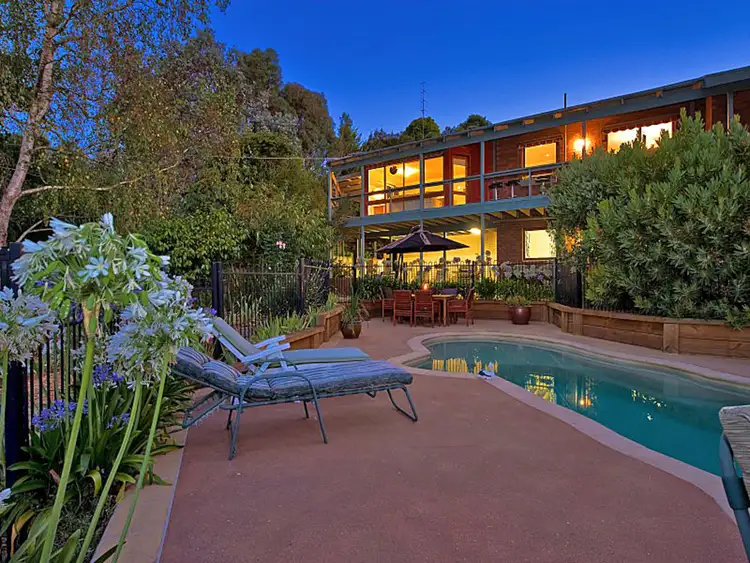 90 Everett Crescent, Barongarook West VIC 3249