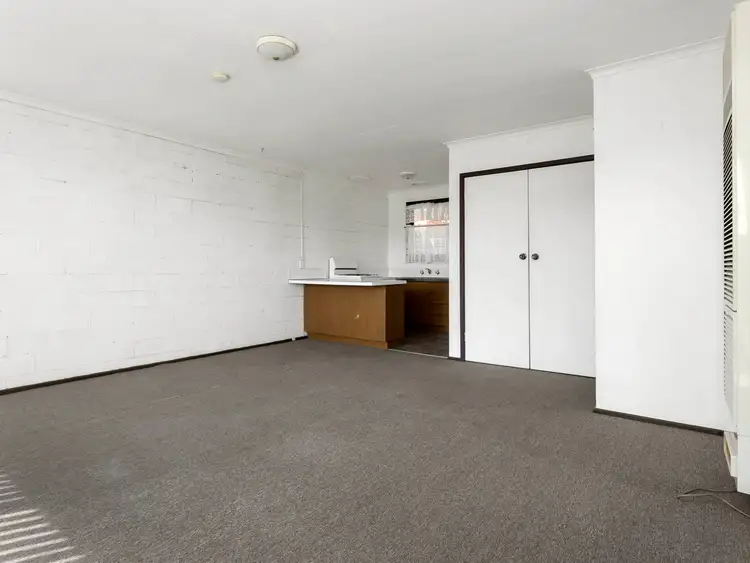 Sixth view of Homely unit listing, 6/18 Lucerne Avenue, Mornington VIC 3931