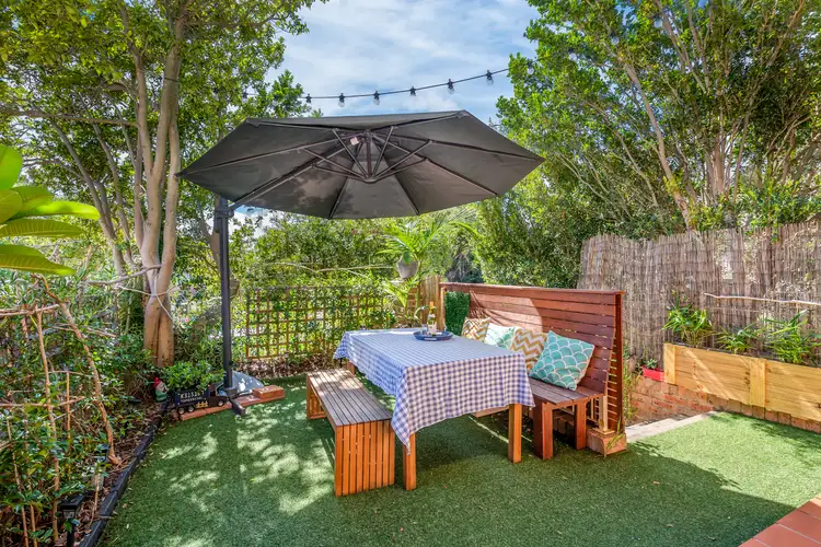 2/86 Brooks Street, Cooks Hill NSW 2300