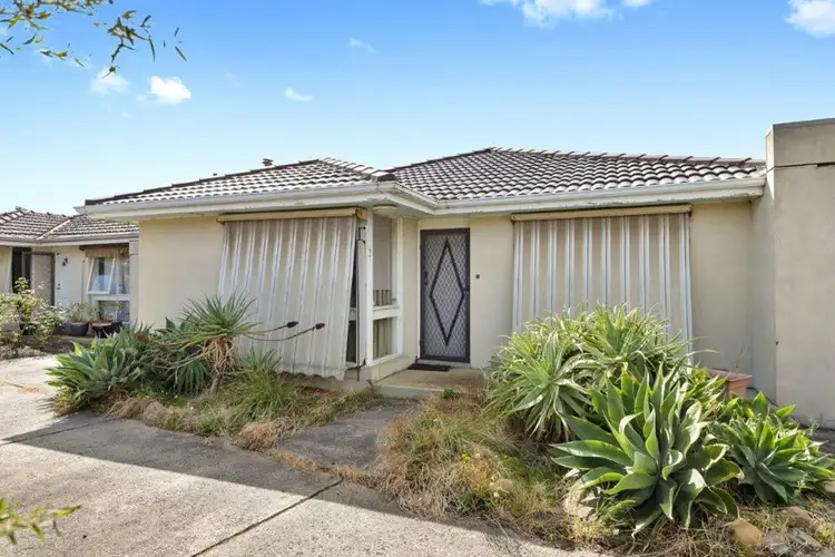 2/5 Golden Avenue, Chelsea VIC 3196