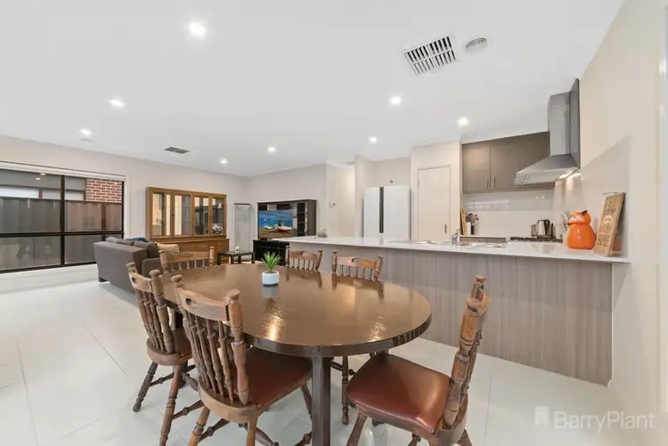 Sixth view of Homely house listing, 27 Pinnacle Drive, Pakenham VIC 3810